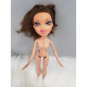 BEAUTIFUL Bratz Treasures Yasmin vintage y2k‎ brunette brown eyes